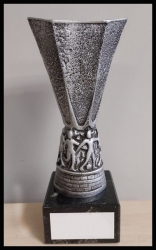 EL001-0 Europa League 21 CM terminación pintura y con Base Marmol