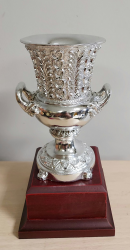 SC003-0 Supercopa 17 CM terminación Metalizada y con Base Madera